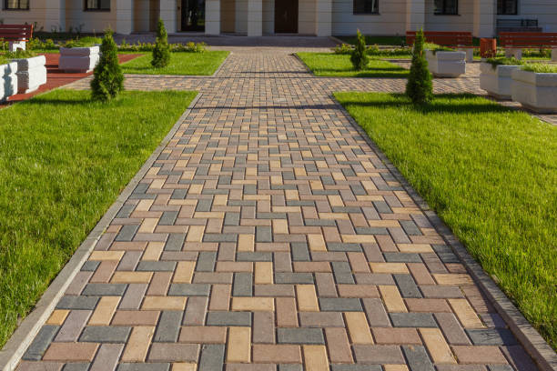 Best Stone driveway pavers in Sunnyside, CA